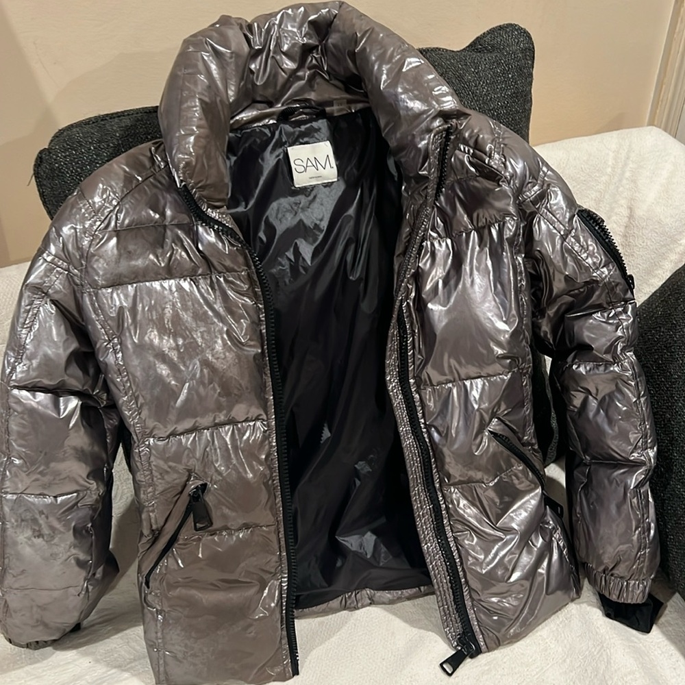 SAM Silver Puffer Jacket Kids Size 14
SAM.